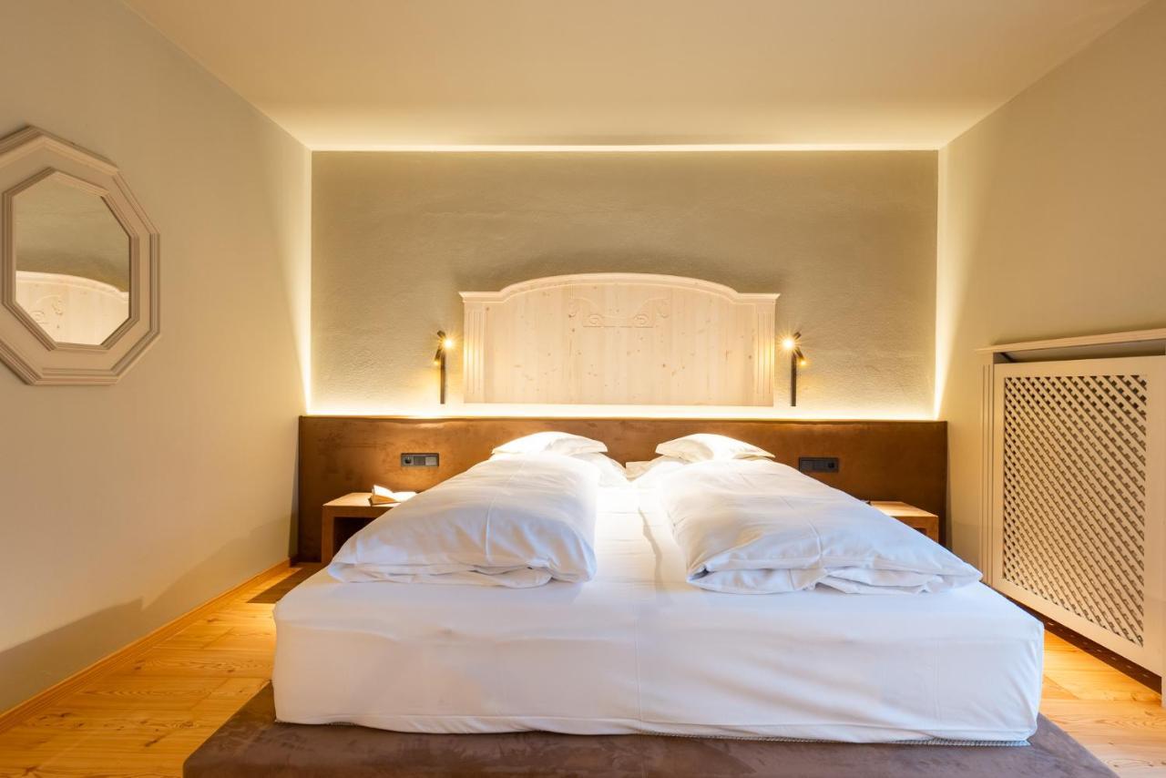 Romantik Hotel Post Nova Levante Bagian luar foto
