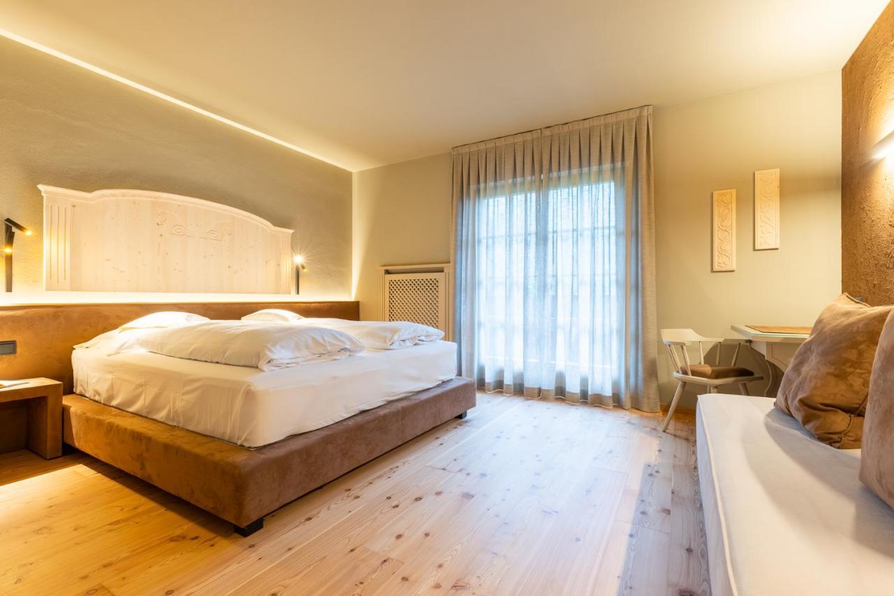 Romantik Hotel Post Nova Levante Bagian luar foto
